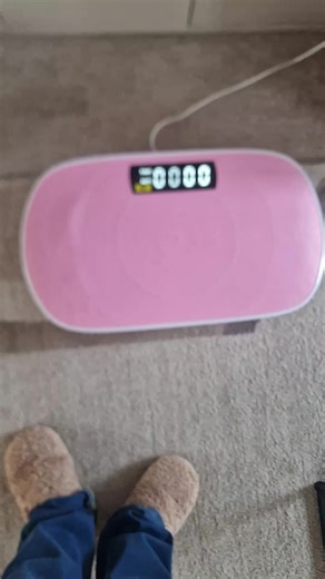 lymphatic drainage vibration plate, 10 minute sessions. #vibrationplate #lymphatic #exercise #fitness