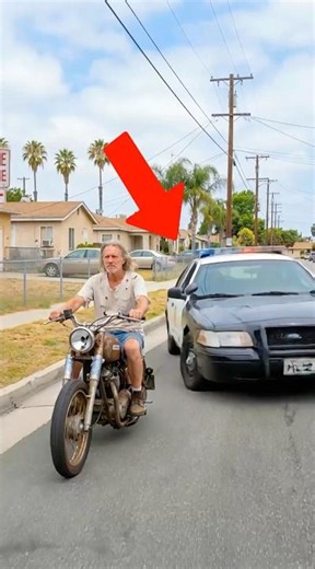 Officer Ditches Old Man's Rusty Bike Then Returns With A New One