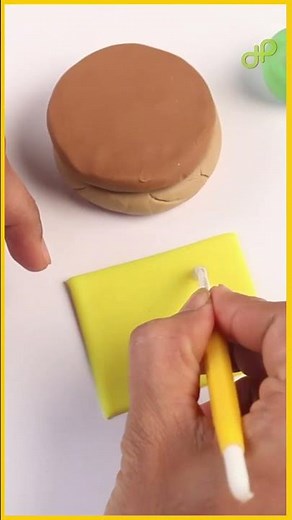 How to Make Burgers with Play Doh #shorts