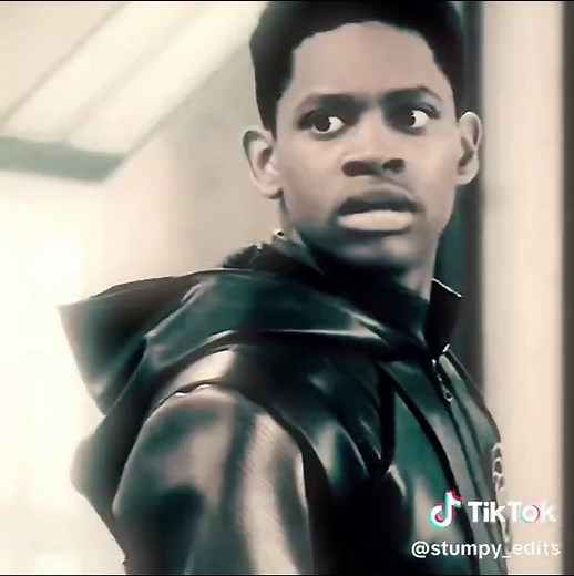 Leo Davenport Lab Rats Moments | Steel Mill Rescues & Ankle Mishaps