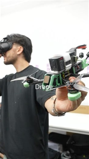 What is the range of an FPV drone?