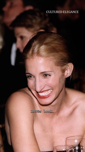 Carolyn Bessette-Kennedy’s 5 Favorite Beauty Products