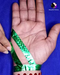 224K views · 2.5K reactions | How to Apply Easy Full hand Mehndi Design with cello Tape | Bindi Mehndi Trick for Beginners in this video tutorial i will show you step by step very easy mehndi design hope it's very helpful for beginners mehndi artist: Beautiful Henna | Beautiful Henna | Facebook