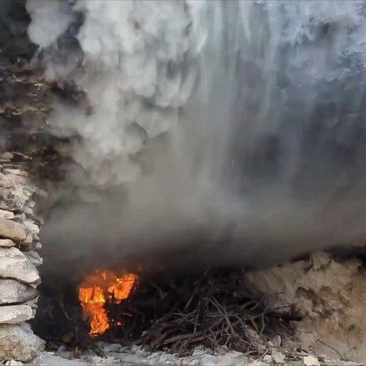 Primitive Bushcraft Shelter in a Snowstorm | DIY Stone Fireplace & Winter Survival ASMR with Dog