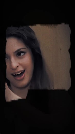 Emotional Status Video Featuring Classic Bollywood Hits