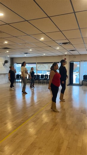 JUMANJI Cours de danse niveau spécial « Démo cours de danse Fais-moi danser – musique à fins pédagogiques (utilisation équitable). Droits aux artistes. Partage revenus publicitaires autorisés / Demo dance class Fais-moi danser - music for educational purposes (fair use). Rights to artists. Sharing authorized advertising revenue»all | Studio de danse Fais-moi danser