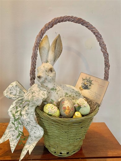 Vintage Easter Basket Display - Etsy