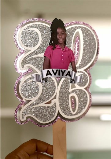 Adorable DIY Graduation Fans Tutorial