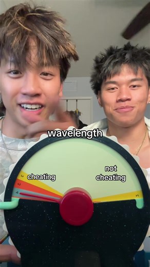 is leaving a tip cheating!?? 🤔🤔 | wavelength game