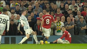 Bruno Fernandes is the latest player to take a tumble! Let's all laugh at diving 🤿 | Soccer AM