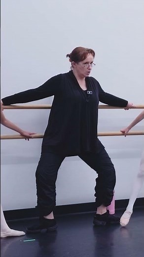 Second Position on Pointe: The Width Mistake Everyone Makes