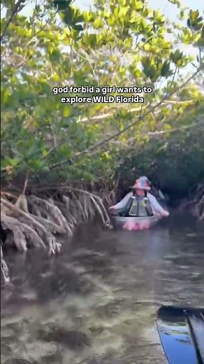 Calling all adventure girlies! Clear kayaking in the Florida Keys
