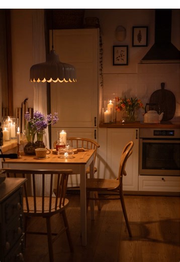 Ending the day in this cozy kitchen mood 🌙✨🕯️💆‍♀️ #cozykitchen #kitchen #cottagelife #slowliving #solebich