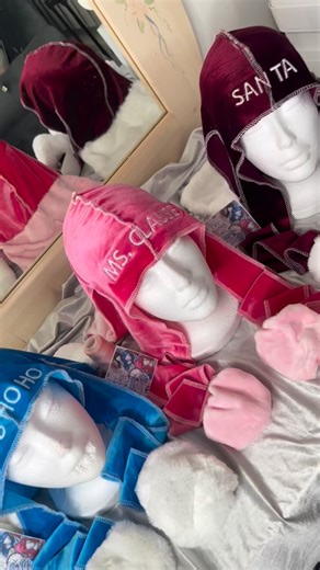 Shanice Gilbert on Instagram: "Santa Durags W/ Custom Embroidery 🧵& Fur 🐩 DECEMBER books now open! 🛍️ Durags are $30 or 2 for $50 ❄️ https://nieceyscocollection.as.me/ #santadurag #fyp #trend #trending #ncc"