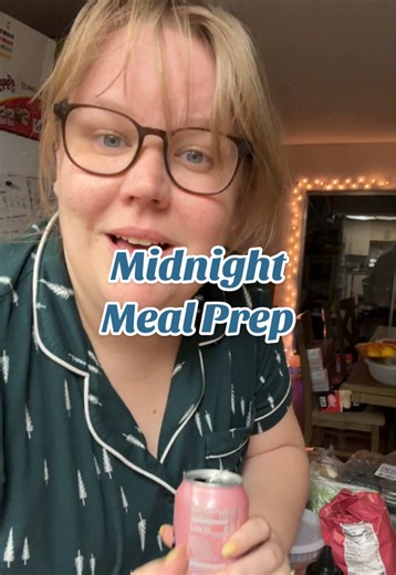 Posting while Hector is asleep for the second night in a row 🤫 #mealprep #kidslunch #momlife