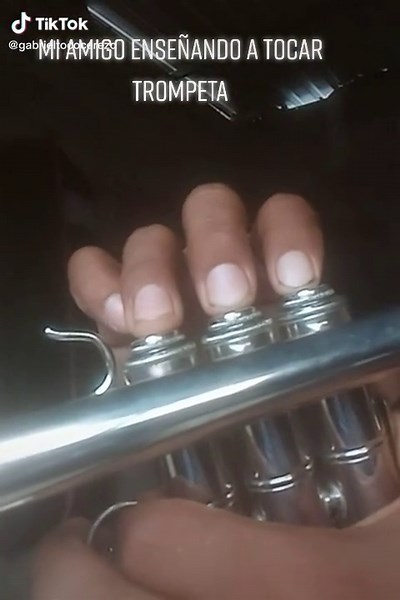 Cómo tocar la trompeta: Notas básicas y consejos