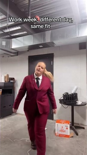 If you have any questions about how it is to be a fine dining server comment below