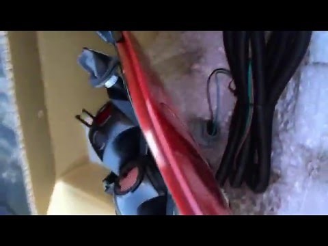 *Easy* How To Install Change/Replace Taillight Lens and or Bulb 2007-13 Chevy Silverado GMC Sierra