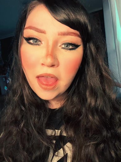 Emily Hayes (@emilyhayes2001)’s videos with Familiar Taste of Poison - Halestorm