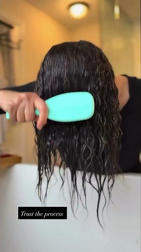 My curly hair routine using As I Am Coconut Leave-In #curlyhair #hairstyle #hair
