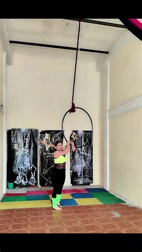#ulahoop #aerialhoop #nuncaestardeparaempezar #retodeldia #amorporloquehago