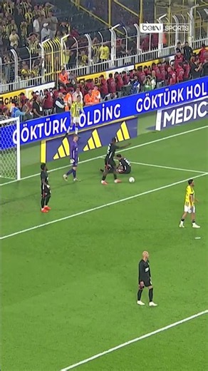 🔥🔥 Mason Greenwood Müthiş Çalımlarla Gitti; Gole Yaklaştı... #shorts