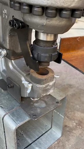 Hydraulic Press in Action: Metal Compression Process