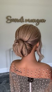 222K views · 16K reactions | Propuesta de peinado de novia ✨ Mannequin SALLY  cabello humano disponible en mi sitio web SandiMonzon.com/shop o en el enlace en mi biografía , usen el código de descuento SPECIAL15 para ahorrar ✨ #peinados #HairBySandiMonzon #recogidosdefiesta #recogidoselegantes #peinadodenovia | sandimonzon | Facebook