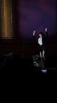 Karen O gave a resplendent performance of ‘Gloria’ at the Patti Smith tribute show