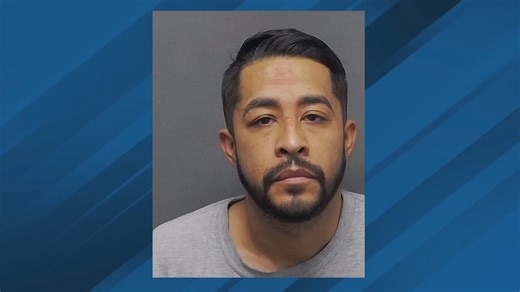 Man arrested after hour-long standoff, accused of assaulting ex-girlfriend