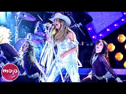 Top 30 Unforgettable Country Music Awards Moments