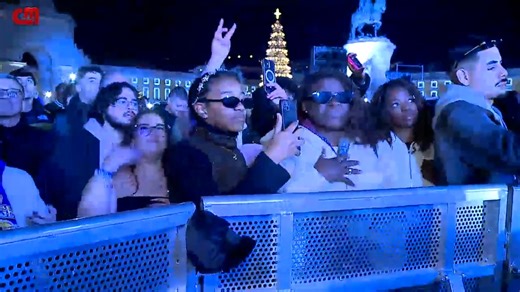 Dança de drones, fogo de artifício e concerto do Plutónio: Foi assim que Lisboa entrou em 2026 Saiba mais em: https://tinyurl.com/enkdpkzt | Correio da Manhã