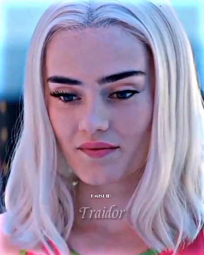 Zed y Addison: Momentos de celos en Zombies 3