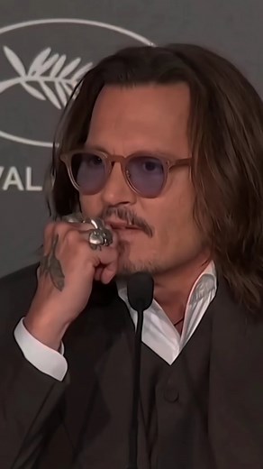 ‎ELITE / النخبة‎ on Instagram: "Jonny Depp | On Being Yourself ! _____________________________________ #johnydepp #interview #byyourself #fypシ #jonnydepp #jonnydeep #interviews #reels #motivationalpage #motivationalquotes #foryou #motivationalquote #quotesworld #selflove #selfimprovement #trending #loveyourself #motivation #motivationmonday #fitness #fitnessmotivation #creator #viral #reelsinsta _____________________________________"