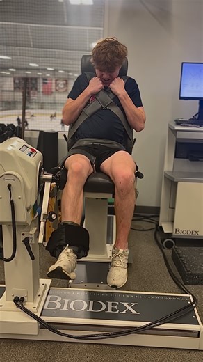 Power Play Physical Therapy & Performance on Instagram: "Objective strength testing is a critical component of safe return-to-sport following ACL reconstruction. Biodex isokinetic testing provides gold-standard, research-supported data on quadriceps and hamstring function, two of the strongest predictors of successful outcomes after ACLR Current literature shows: • Athletes rarely achieve ≥90% quadriceps symmetry before 7–9+ months post-op (Wellsandt et al., 2017). • Quadriceps strength deficits