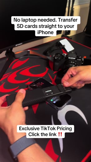 This is more then a SD card case. It’s a sad card reader that can be used on iPhone, android and laptops. It came in the clutch when I didn’t have my laptop and needed my footage quickly. #pgytech #cameragear #photographygear #sdcardreader