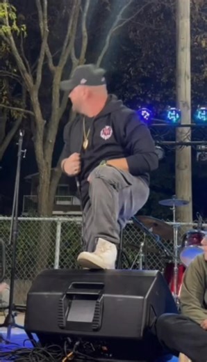 Un moment rempli de partage et de solidarité 🙏 Musique « Vroom Vroom » – de Nate Wolf, 🐺 Derrière chaque regard, chaque histoire, y’a une force incroyable. Merci à tous ceux qui étaient présents pour cette belle cause 🕊️ 🎥 Le vidéoclip officiel est disponible sur YouTube 💿 Et aussi sur toutes les plateformes numériques — allez écouter ça fort 🔥 link dans les commentaires pour ma musique #rap #hiphop #Solidarité #Gatineau #live #artist #gatineau #MusiqueLocale #resultats #legendaire | Nate 