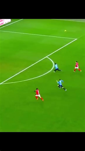 4.8K views · 19 reactions | Rare Moments in Football #calcio #football #soccer #skills #longervideos | TuttoCalcioNews | Facebook