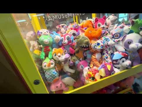 Toy Soldier Claw Machine at Silver Dollar Lanes 