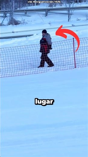 She found a bug in the Matrix! (via: @avgustvovan/tktk) #curiosities