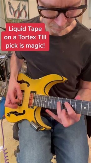 Paul Gilbert – Insane Guitar Skills & Shred Mastery 🎶🔥