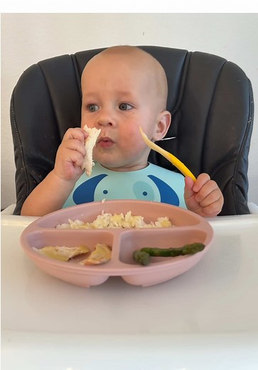 Babyled Weaning Tips with Kadyn's Asparagus Recipe