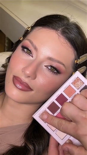 "Soft Glam Makeup Tutorial: Effortless & Elegant Look"