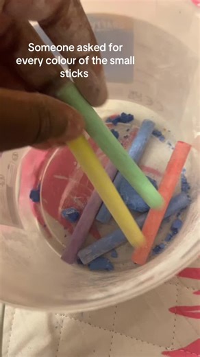 ASMR: Colorful Chalk Sounds for Relaxation