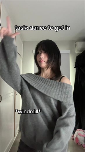 Discover the Gyroscopic Chicken Dance Craze