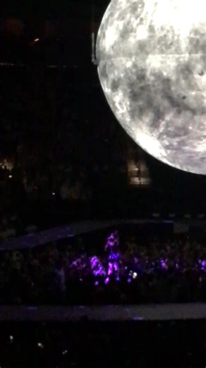 Praying for Concert Tickets to Ariana Grande's Sweetener Tour