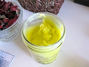 Homemade Beeswax Body Balm • Eve Out of the Garden
