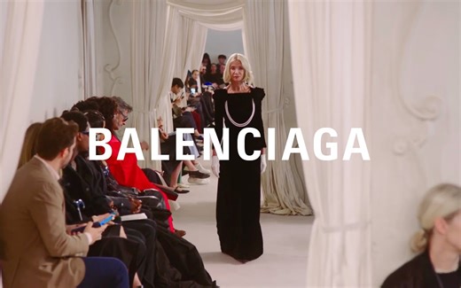 「Balenciaga巴黎世家」第52届时装系列展示