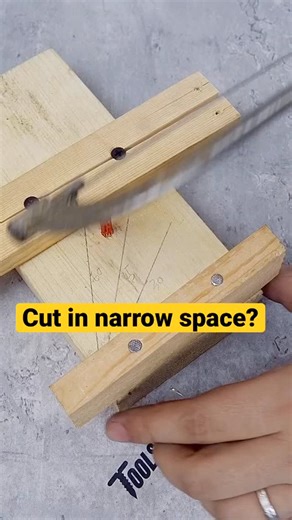 DIY Mechanica on Instagram: "Ever found yourself in a situation where you need to make a cut in a really tight spot, and your regular saw just won't fit? It's a common issue, and frankly, quite frustrating. I stumbled upon this brilliant trick that completely changes the game. By re-purposing a standard utility knife handle, you can effectively create a precision saw for those otherwise impossible angles. You simply remove the utility blade, insert a hacksaw blade into the slot, and secure it. T