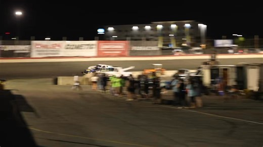 Digging’ on the outside for the win👀🔥🏁 Great racing tonight, come back and see the action June 28th! Bring your kids bikes and juicebox racers, they’ll start the show 💯🤙 NASCAR Regional | Dominion Raceway in Spotsylvania Virginia